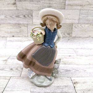 1983 LLADRO "Sweet Scent" Porcelain Figurine #5221 Girl w/ Flower Basket, Spain